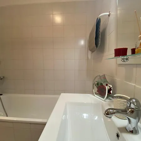 Apartamento Estrela Do Mar Com Piscina Apartment *